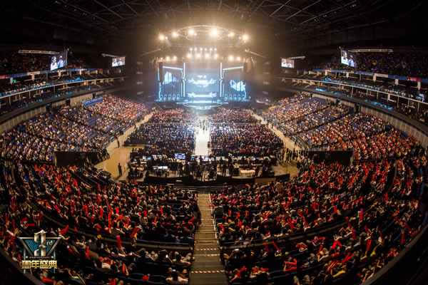 LOLȫ��Ʒ�ơ�Hi �������ǡ��Ƴ� �й�3֧�ӳ���S4�ܾ���