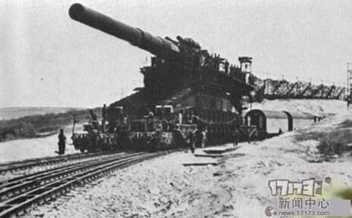 ̹�����Ρ�����ͻϮ������ӭ��bossս