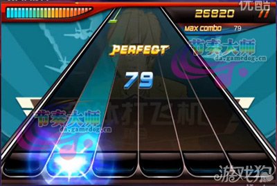 节奏大师合体打飞机视频