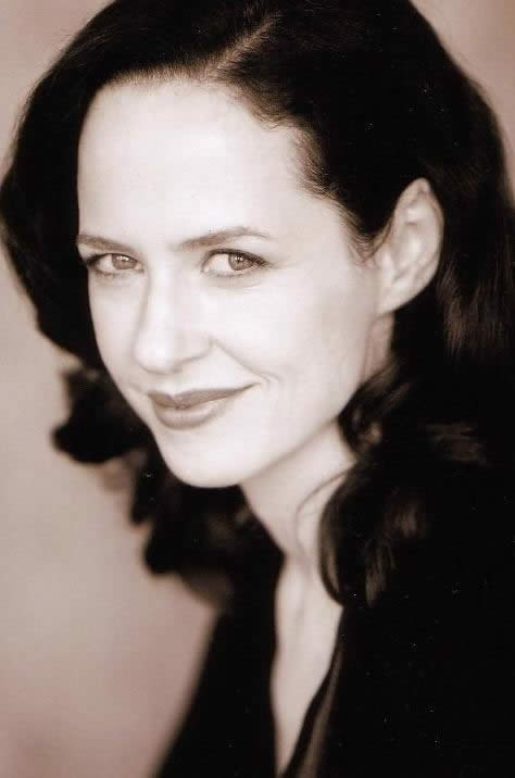 电影魔兽探秘:萨尔之母 德拉卡扮演者访谈